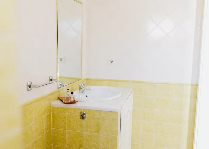 Channa - Adults Only 알부페이라